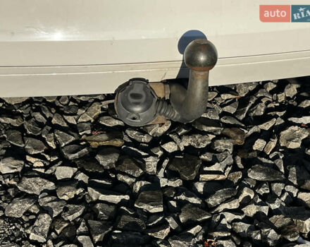 Белый Фольксваген Гольф, объемом двигателя 1.6 л и пробегом 327 тыс. км за 7800 $, фото 23 на Automoto.ua