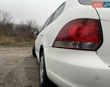 Белый Фольксваген Гольф, объемом двигателя 1.6 л и пробегом 314 тыс. км за 7900 $, фото 7 на Automoto.ua