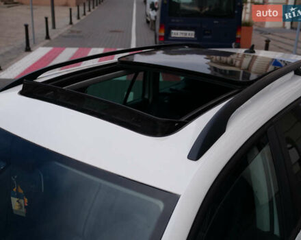 Білий Фольксваген Гольф, об'ємом двигуна 2 л та пробігом 253 тис. км за 9500 $, фото 7 на Automoto.ua