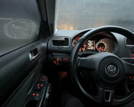 Белый Фольксваген Гольф, объемом двигателя 1.97 л и пробегом 320 тыс. км за 9000 $, фото 11 на Automoto.ua