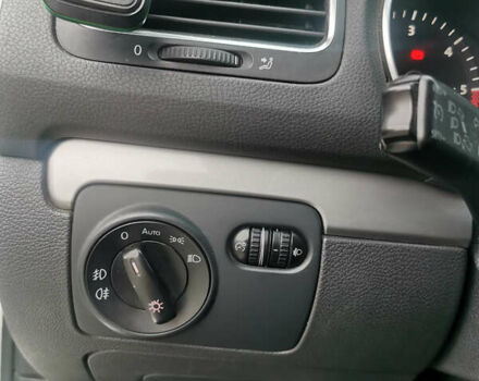 Белый Фольксваген Гольф, объемом двигателя 1.6 л и пробегом 285 тыс. км за 8100 $, фото 18 на Automoto.ua