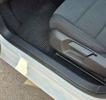 Белый Фольксваген Гольф, объемом двигателя 1.39 л и пробегом 275 тыс. км за 9200 $, фото 6 на Automoto.ua