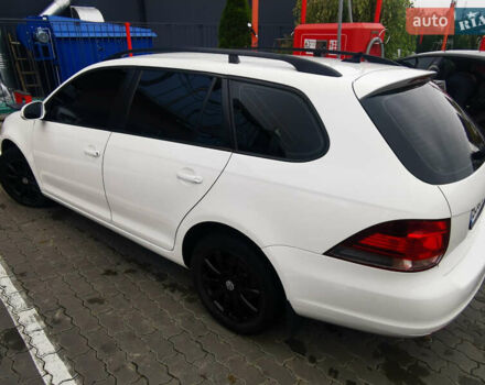 Белый Фольксваген Гольф, объемом двигателя 1.6 л и пробегом 285 тыс. км за 8100 $, фото 5 на Automoto.ua