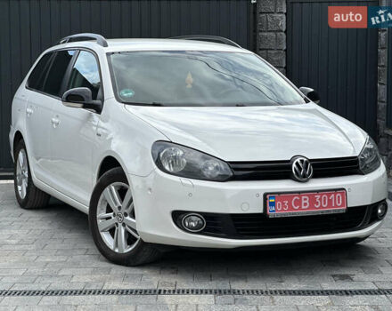 Білий Фольксваген Гольф, об'ємом двигуна 1.6 л та пробігом 215 тис. км за 8600 $, фото 2 на Automoto.ua