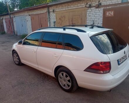 Белый Фольксваген Гольф, объемом двигателя 1.6 л и пробегом 268 тыс. км за 7000 $, фото 2 на Automoto.ua