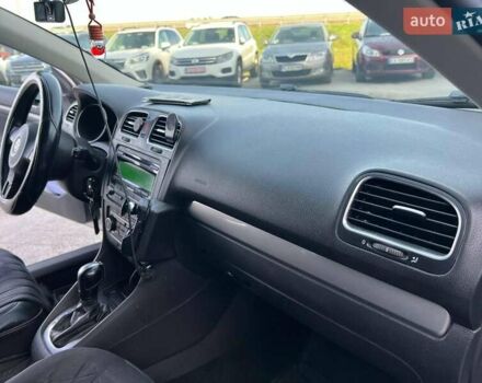 Белый Фольксваген Гольф, объемом двигателя 1.6 л и пробегом 289 тыс. км за 9590 $, фото 33 на Automoto.ua