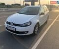 Белый Фольксваген Гольф, объемом двигателя 1.6 л и пробегом 280 тыс. км за 7200 $, фото 1 на Automoto.ua