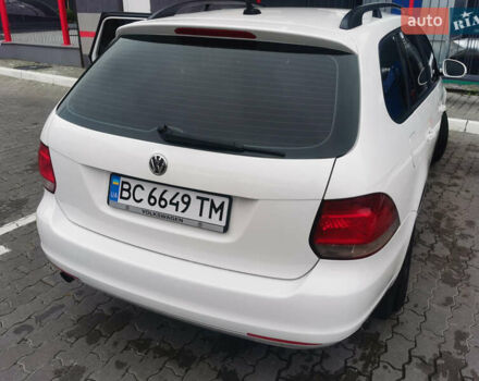 Белый Фольксваген Гольф, объемом двигателя 1.6 л и пробегом 285 тыс. км за 8100 $, фото 9 на Automoto.ua