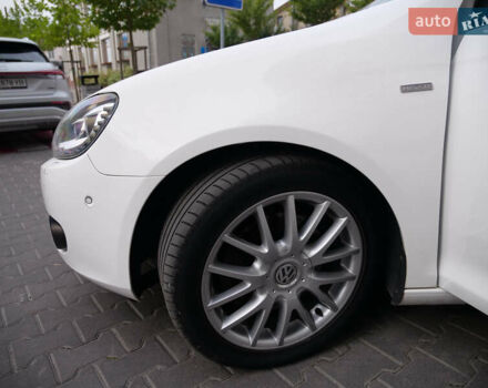 Білий Фольксваген Гольф, об'ємом двигуна 2 л та пробігом 253 тис. км за 9500 $, фото 9 на Automoto.ua