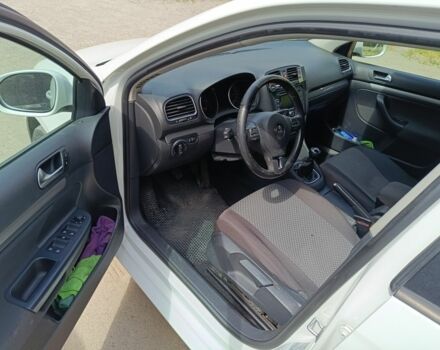 Білий Фольксваген Гольф, об'ємом двигуна 1.6 л та пробігом 227 тис. км за 7000 $, фото 1 на Automoto.ua