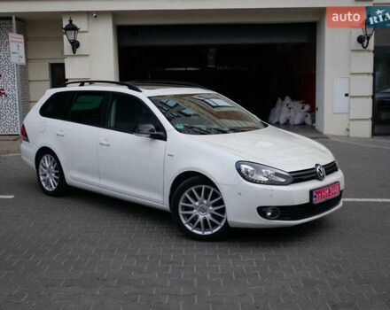 Білий Фольксваген Гольф, об'ємом двигуна 2 л та пробігом 253 тис. км за 9500 $, фото 2 на Automoto.ua