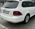 Белый Фольксваген Гольф, объемом двигателя 1.39 л и пробегом 211 тыс. км за 8000 $, фото 4 на Automoto.ua