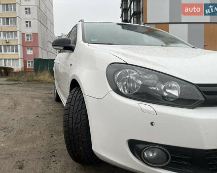 Белый Фольксваген Гольф, объемом двигателя 1.6 л и пробегом 314 тыс. км за 7900 $, фото 3 на Automoto.ua