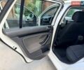 Белый Фольксваген Гольф, объемом двигателя 1.6 л и пробегом 305 тыс. км за 7300 $, фото 19 на Automoto.ua