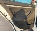 Белый Фольксваген Гольф, объемом двигателя 1.6 л и пробегом 280 тыс. км за 7200 $, фото 31 на Automoto.ua