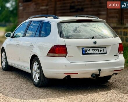 Білий Фольксваген Гольф, об'ємом двигуна 1.6 л та пробігом 306 тис. км за 6450 $, фото 4 на Automoto.ua