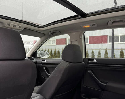 Белый Фольксваген Гольф, объемом двигателя 1.97 л и пробегом 333 тыс. км за 8200 $, фото 11 на Automoto.ua