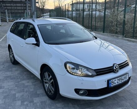 Белый Фольксваген Гольф, объемом двигателя 1.4 л и пробегом 130 тыс. км за 7800 $, фото 1 на Automoto.ua