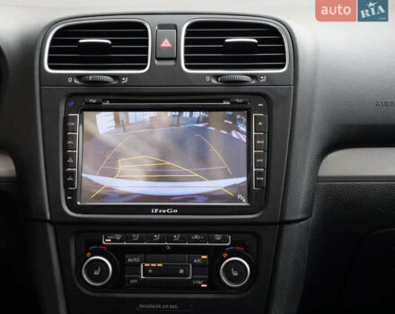 Білий Фольксваген Гольф, об'ємом двигуна 2 л та пробігом 253 тис. км за 9500 $, фото 24 на Automoto.ua