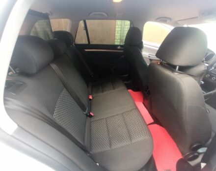 Белый Фольксваген Гольф, объемом двигателя 1.6 л и пробегом 268 тыс. км за 7000 $, фото 4 на Automoto.ua