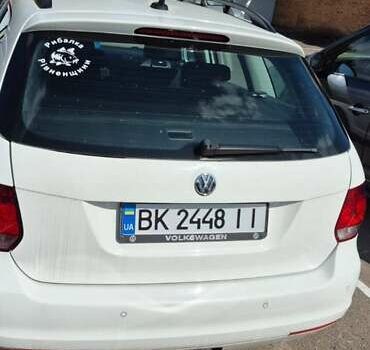 Белый Фольксваген Гольф, объемом двигателя 1.39 л и пробегом 275 тыс. км за 9200 $, фото 4 на Automoto.ua