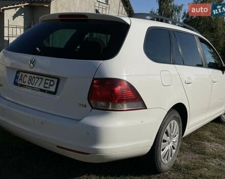 Білий Фольксваген Гольф, об'ємом двигуна 1.6 л та пробігом 250 тис. км за 7200 $, фото 6 на Automoto.ua
