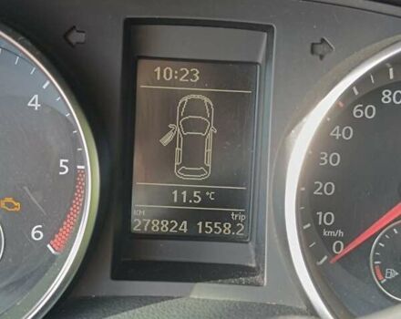 Белый Фольксваген Гольф, объемом двигателя 1.6 л и пробегом 279 тыс. км за 8100 $, фото 12 на Automoto.ua