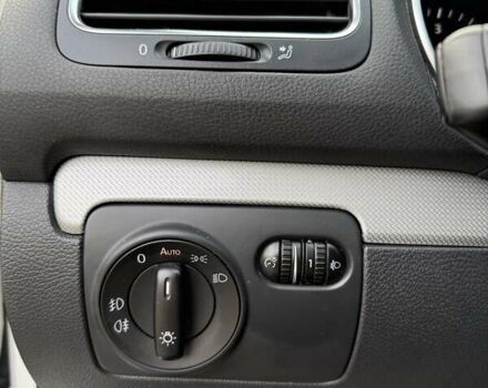 Белый Фольксваген Гольф, объемом двигателя 1.6 л и пробегом 256 тыс. км за 7150 $, фото 18 на Automoto.ua