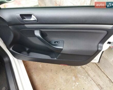 Білий Фольксваген Гольф, об'ємом двигуна 1.6 л та пробігом 202 тис. км за 7900 $, фото 12 на Automoto.ua