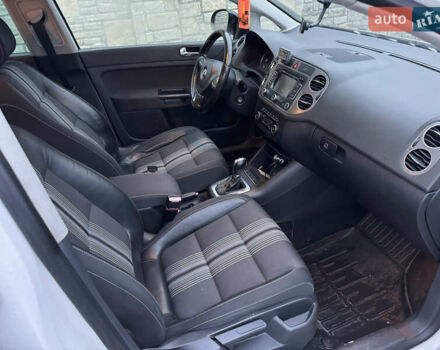 Білий Фольксваген Гольф, об'ємом двигуна 1.6 л та пробігом 267 тис. км за 8700 $, фото 9 на Automoto.ua