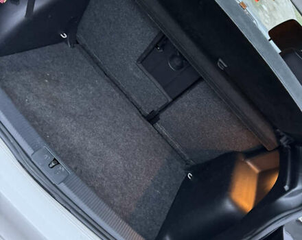 Білий Фольксваген Гольф, об'ємом двигуна 1.6 л та пробігом 267 тис. км за 8700 $, фото 6 на Automoto.ua