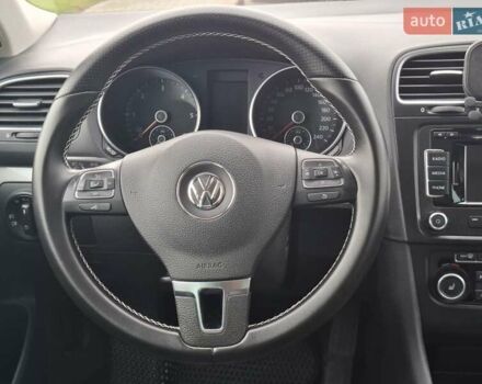 Белый Фольксваген Гольф, объемом двигателя 1.6 л и пробегом 293 тыс. км за 9300 $, фото 17 на Automoto.ua