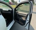 Белый Фольксваген Гольф, объемом двигателя 2 л и пробегом 295 тыс. км за 8900 $, фото 10 на Automoto.ua