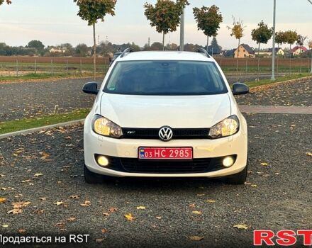 Белый Фольксваген Гольф, объемом двигателя 1.4 л и пробегом 213 тыс. км за 9000 $, фото 1 на Automoto.ua