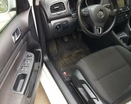 Білий Фольксваген Гольф, об'ємом двигуна 1.6 л та пробігом 202 тис. км за 7900 $, фото 9 на Automoto.ua