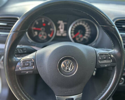 Белый Фольксваген Гольф, объемом двигателя 1.6 л и пробегом 206 тыс. км за 9999 $, фото 16 на Automoto.ua