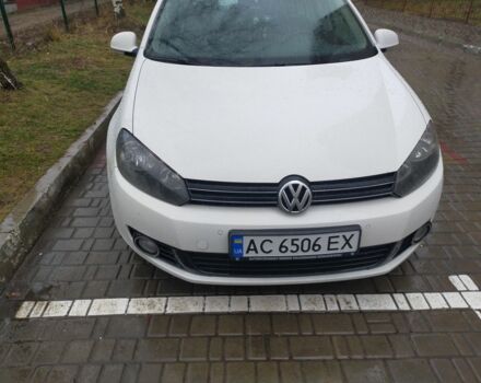 Белый Фольксваген Гольф, объемом двигателя 1.6 л и пробегом 263 тыс. км за 7000 $, фото 2 на Automoto.ua