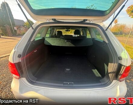 Белый Фольксваген Гольф, объемом двигателя 1.4 л и пробегом 213 тыс. км за 9000 $, фото 12 на Automoto.ua