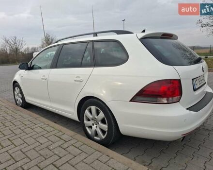 Белый Фольксваген Гольф, объемом двигателя 1.6 л и пробегом 293 тыс. км за 9300 $, фото 1 на Automoto.ua