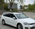 Белый Фольксваген Гольф, объемом двигателя 1.6 л и пробегом 329 тыс. км за 9000 $, фото 1 на Automoto.ua