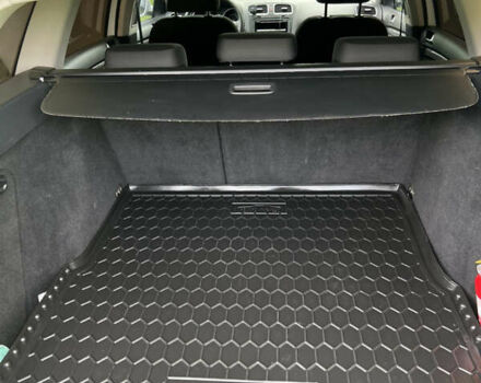 Белый Фольксваген Гольф, объемом двигателя 1.6 л и пробегом 228 тыс. км за 7900 $, фото 22 на Automoto.ua