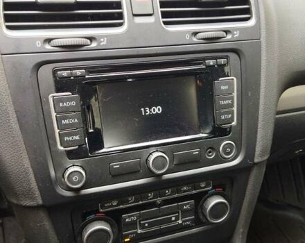 Білий Фольксваген Гольф, об'ємом двигуна 1.6 л та пробігом 202 тис. км за 7900 $, фото 6 на Automoto.ua