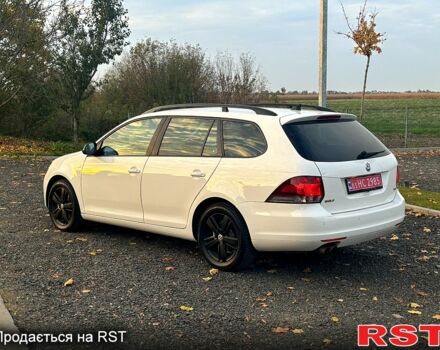 Белый Фольксваген Гольф, объемом двигателя 1.4 л и пробегом 213 тыс. км за 9000 $, фото 4 на Automoto.ua