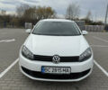 Белый Фольксваген Гольф, объемом двигателя 1.6 л и пробегом 228 тыс. км за 7900 $, фото 2 на Automoto.ua