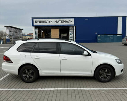 Белый Фольксваген Гольф, объемом двигателя 1.6 л и пробегом 228 тыс. км за 7900 $, фото 3 на Automoto.ua