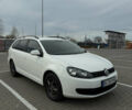 Белый Фольксваген Гольф, объемом двигателя 1.6 л и пробегом 228 тыс. км за 7900 $, фото 1 на Automoto.ua