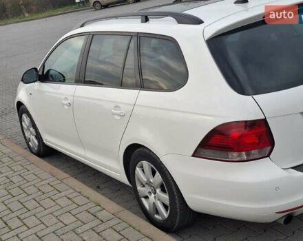 Белый Фольксваген Гольф, объемом двигателя 1.6 л и пробегом 293 тыс. км за 9300 $, фото 3 на Automoto.ua