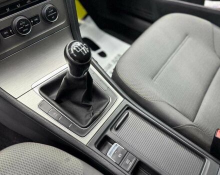 Білий Фольксваген Гольф, об'ємом двигуна 1.6 л та пробігом 231 тис. км за 11400 $, фото 14 на Automoto.ua