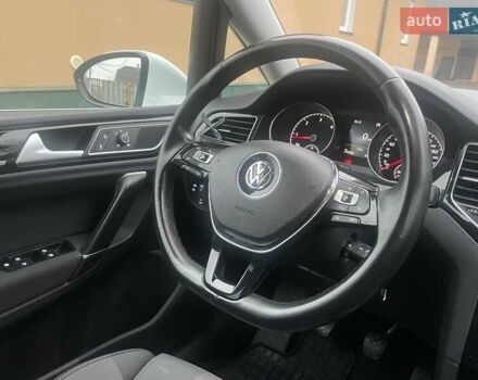 Белый Фольксваген Гольф, объемом двигателя 1.6 л и пробегом 216 тыс. км за 10900 $, фото 31 на Automoto.ua