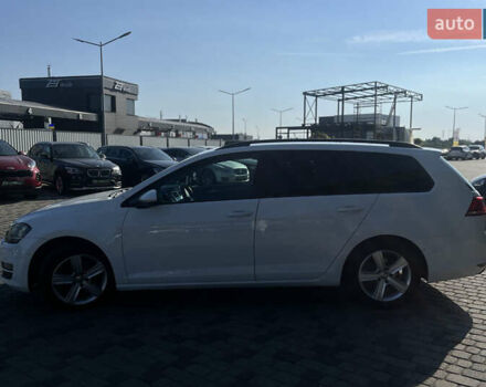 Белый Фольксваген Гольф, объемом двигателя 1.6 л и пробегом 268 тыс. км за 11000 $, фото 3 на Automoto.ua
